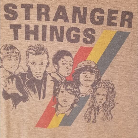 Stranger Things Netflix T- Shirt Juniors Size L - Picture 2 of 5